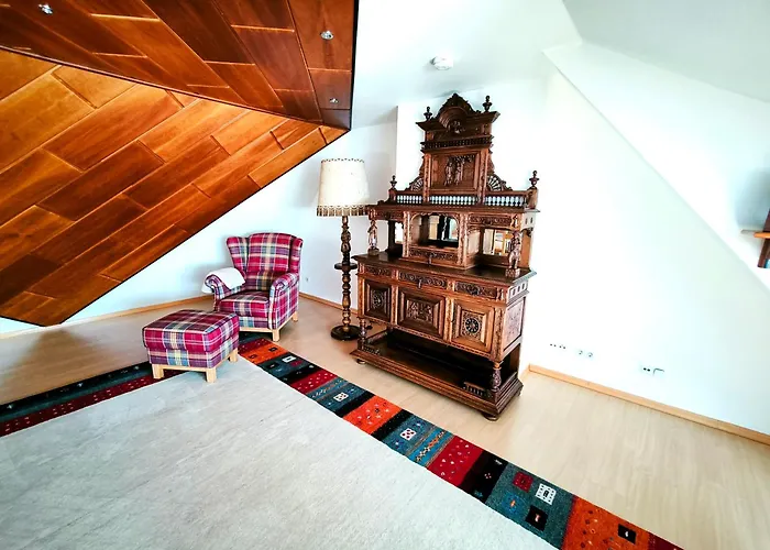 Daire Brockenstube *